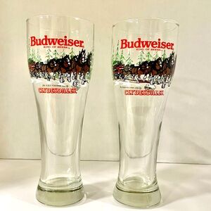 2 Anheuser-Busch Budweiser King of Beers Clydesdales Christmas Clear Glasses